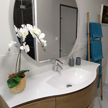 Les Azalées 68 M2 3 étoiles Apartamento *