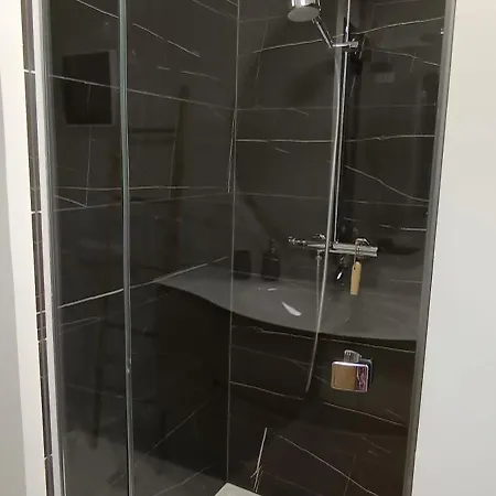 Апартаменты Les Azalees 68 M2 3 Etoiles